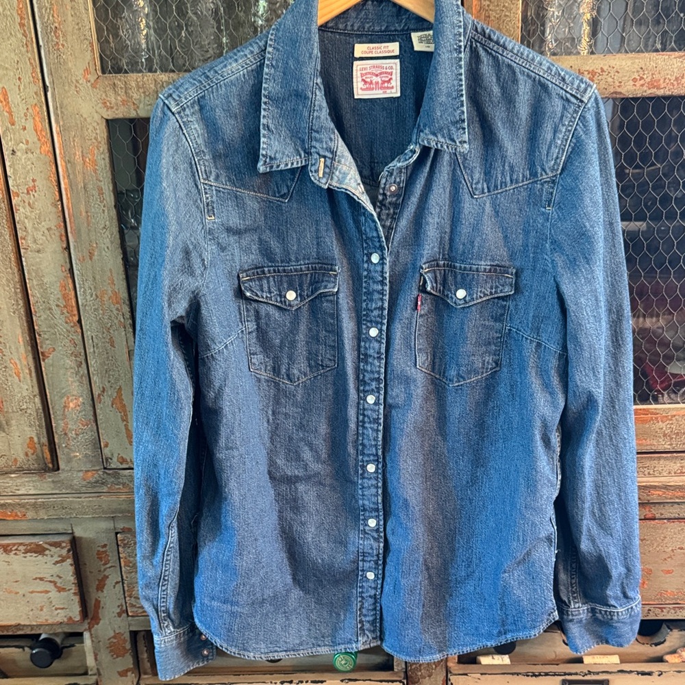Levi's Indigo Button-Up Shirt